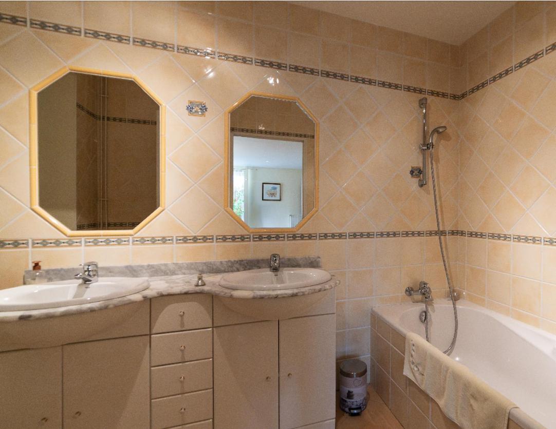 Bed and Breakfast Chambre D'Hotes Le Val Du Chapelain Montigny-la-Resle Экстерьер фото