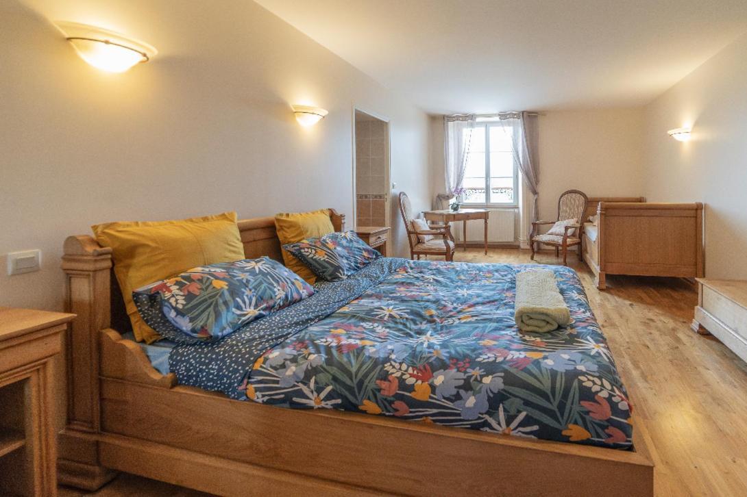 Bed and Breakfast Chambre D'Hotes Le Val Du Chapelain Montigny-la-Resle Экстерьер фото