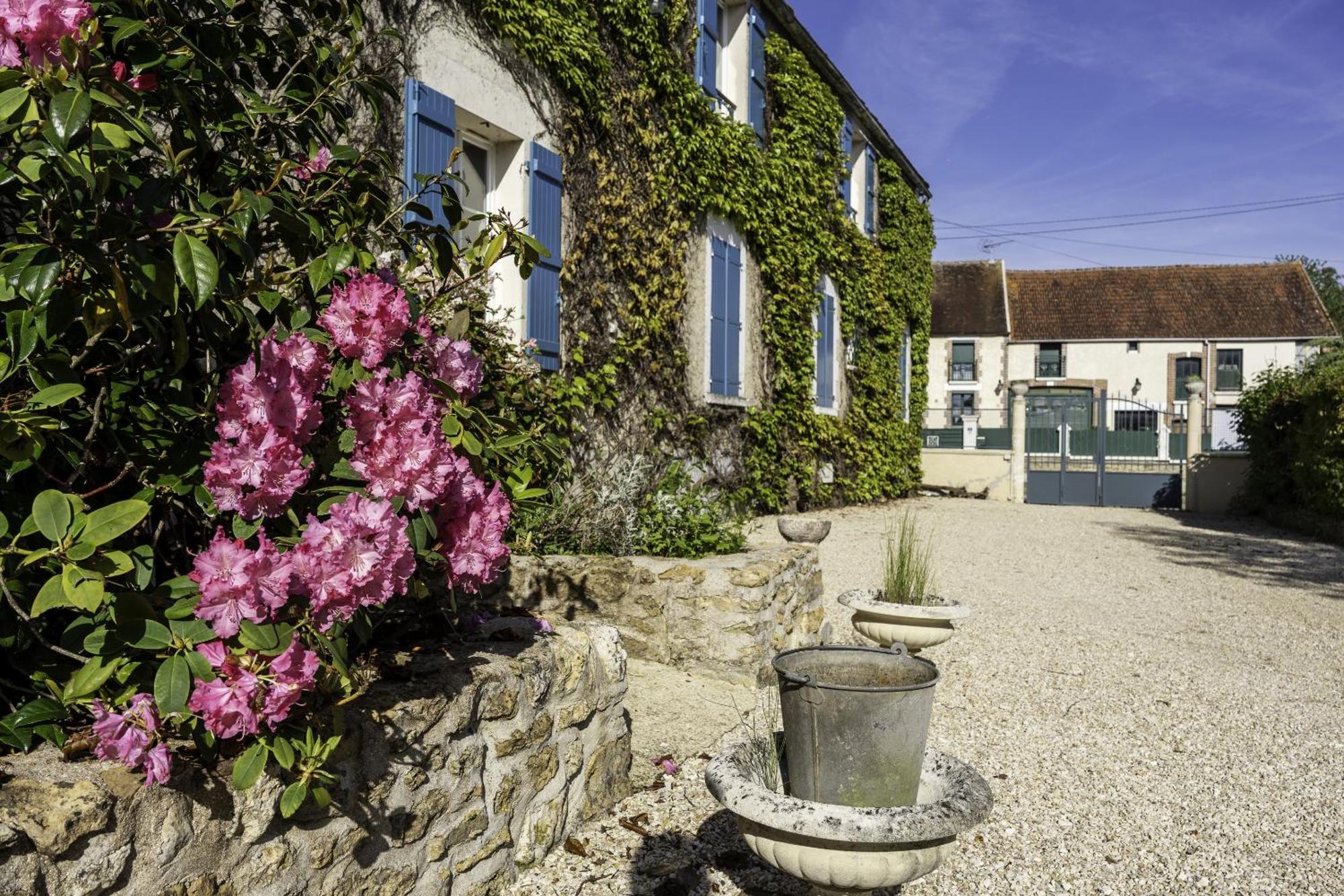 Bed and Breakfast Chambre D'Hotes Le Val Du Chapelain Montigny-la-Resle Экстерьер фото